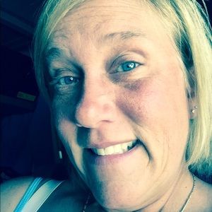 Meet your Posher, Traci